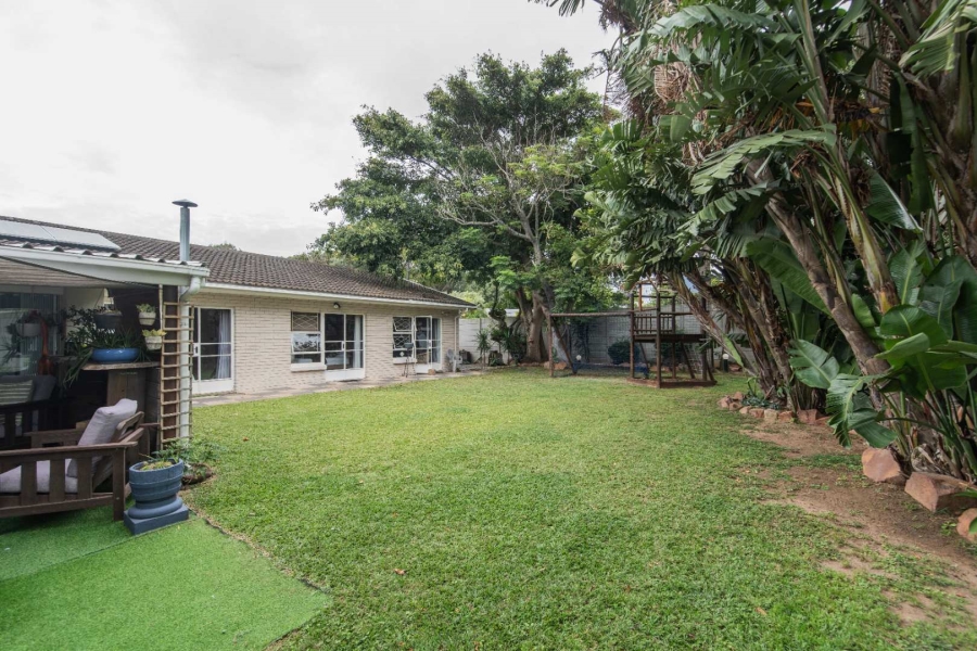 8 Bedroom Property for Sale in Summerstrand Eastern Cape